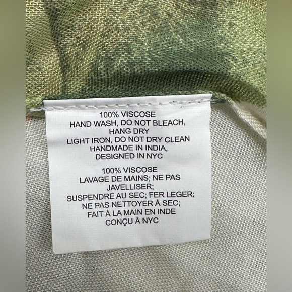 Virginia Wolf Wrap/Sarong Like New - Picture 7 of 8